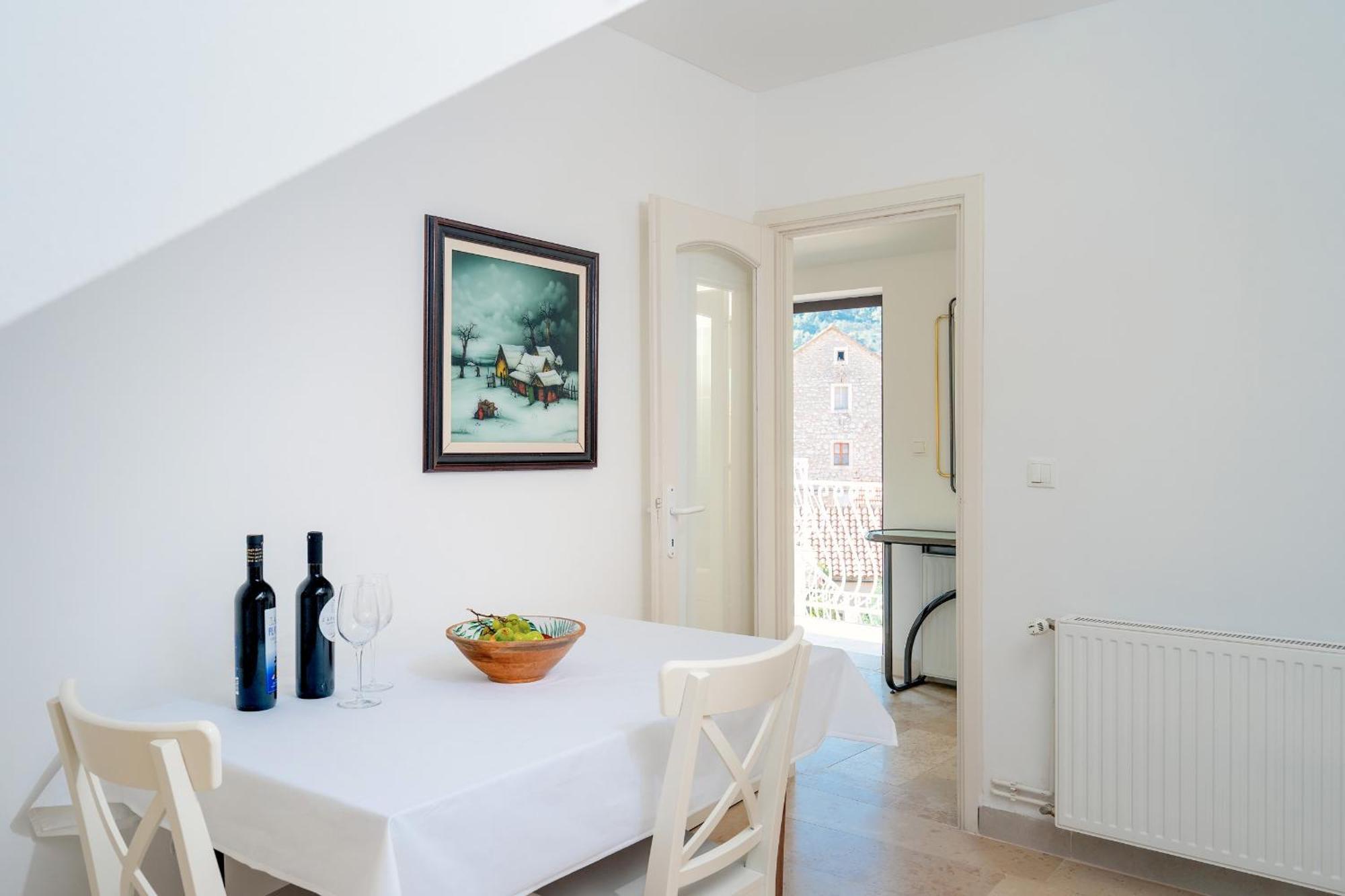 Apartment Pharos Sunset - Center